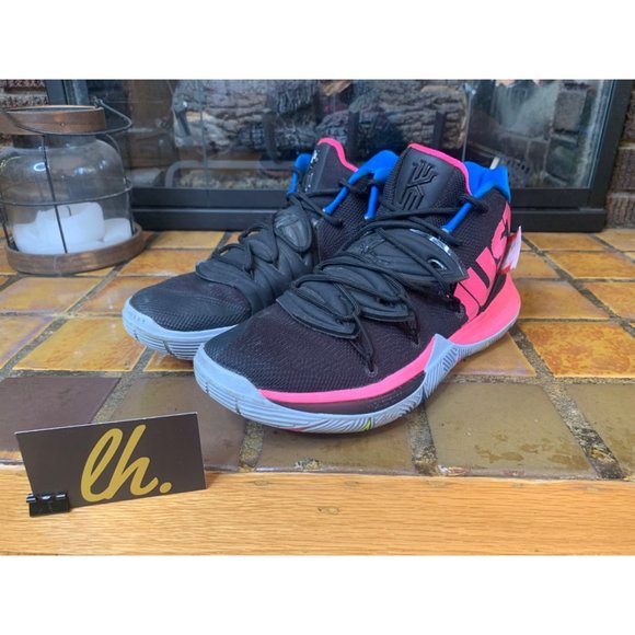 Mens 10 Nike Kyrie 5 “Just Do It” Athletic Basketball Sneakers AO2918-003 - Picture 2 of 9